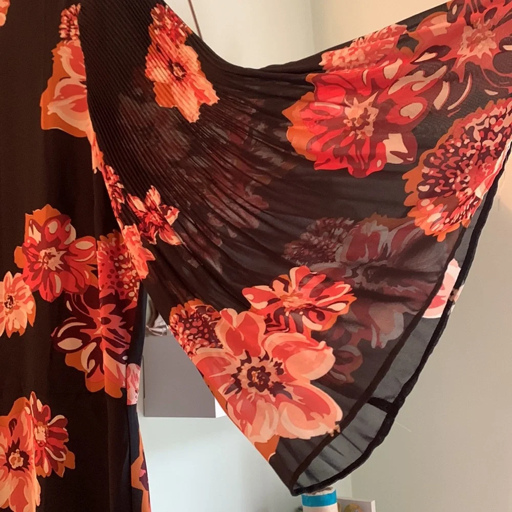 Ann Taylor Factory Flutter Sleeve dress - Picture 3 of 4